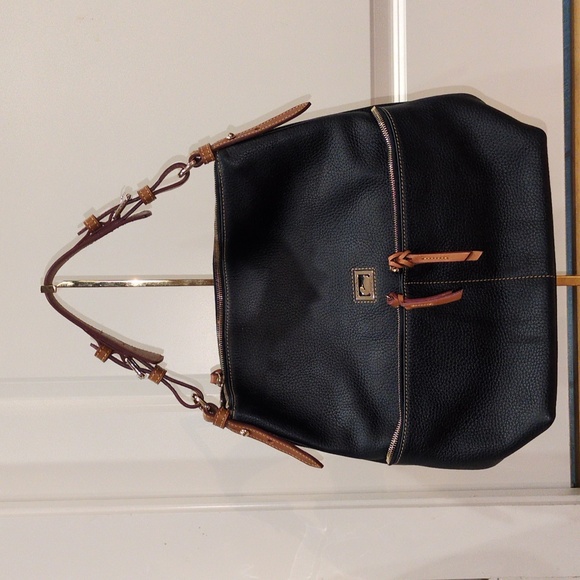 Dooney & Bourke Handbags - Dooney & Bourke 💙NAVY BLUE 💙 Dillen Double Pocket Shoulder Bag